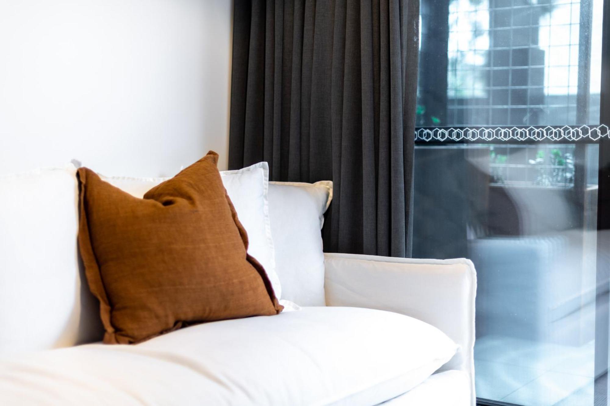 Apartment Sophisticated Inner-city 2-bed With Outdoor Dining